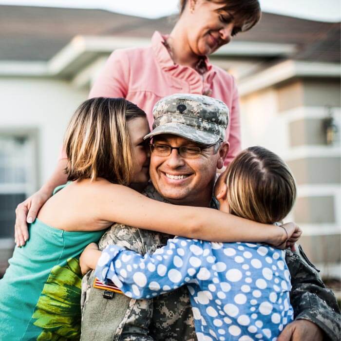 military-servicemember-family-1x1