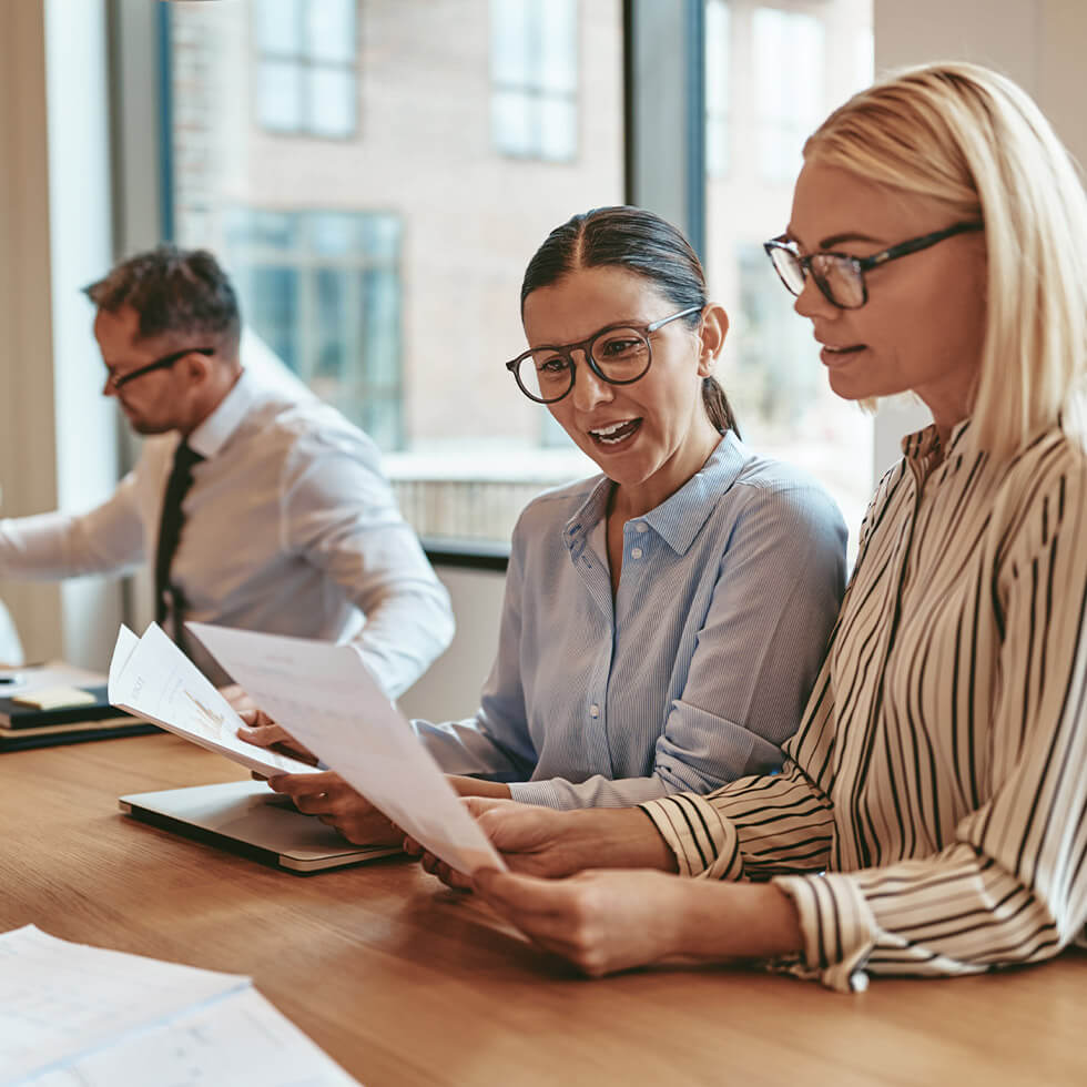 Colleagues focused on wealth planning at City National Bank